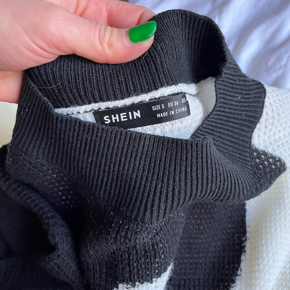 yin yang sweater - Picture 4 of 5